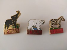 lot 3 Pin's Pins Pin s Ours