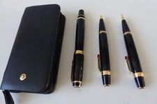 MONTBLANC - 3 Stylos bille  -