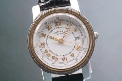 Presque comme neuve montre - comme, neuve]