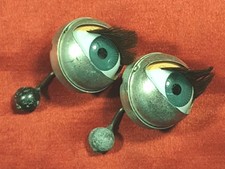 paire oeils yeux dormeurs Bleu
