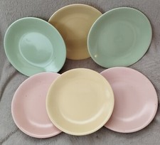 6 Assiettes Plates Anciennes Vintage GIEN Couleur Pastel Jaune Rose Vert 