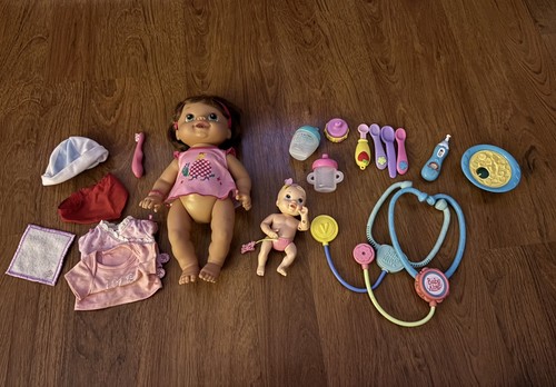 Hasbro 2010 baby alive - alive, in
