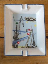 Cendrier publicitaire porcelaine de Limoges pour Mediaco, logistique, grues...