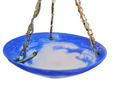 ART DECO SUSPENSION VASQUE PATE DE VERRE BLEUE LAVANDE SIGNEE NOVERDY FRANCE