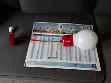 LUSTRE SUSPENSION ROUGE EN FORME D'AMPOULE