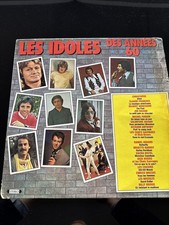 VINYL 33T-LES IDOLES DES ANNEES 60