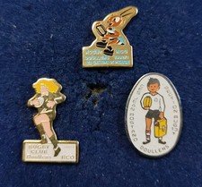 RARE 3 PINS RUGBY CLUB DE DOULLENS 