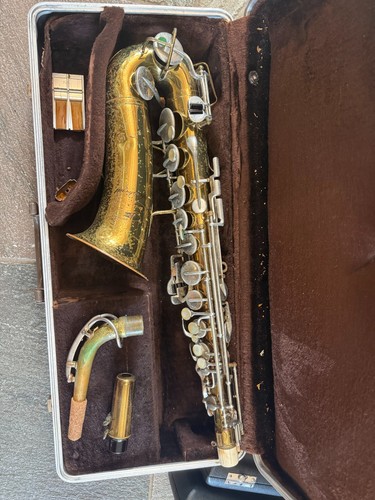 Selmer bundy alto saxophone - selmer, ii