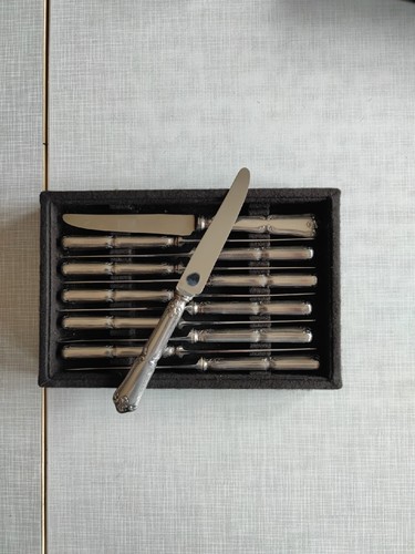 Série couteaux métal - série,