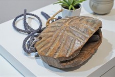 Cloche En Bois Antique Animaux