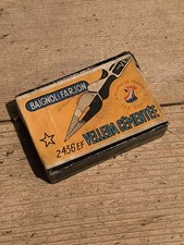 Ancienne Boîte De 25 Plumes