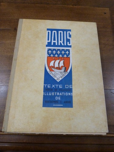 Passant par paris héron - par,