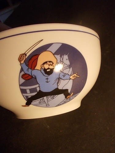Tintin hergé très - joli, bol