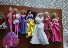 Lot de 7 barbie/2 poneys accessoires