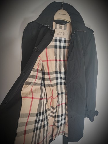 Burberry trench coat - coat, size