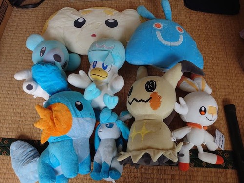 Lot peluches pokemon dont - 8,