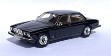 Jaguar XJ6 SIII 4.2 Damson