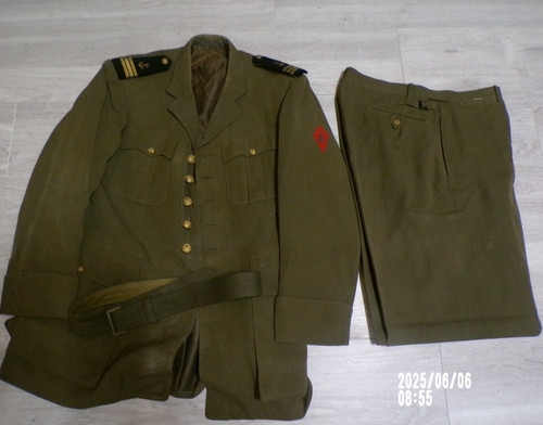 Uniforme capitaine infanterie - ,