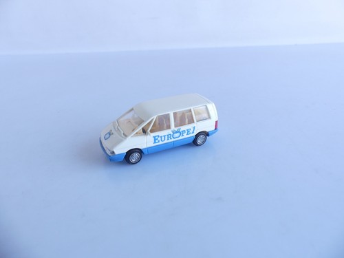 Praline voiture renault - /,
