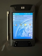 PDA HP Ipaq HX 4700 en excellent état. Batterie neuve et étui cuir HP
