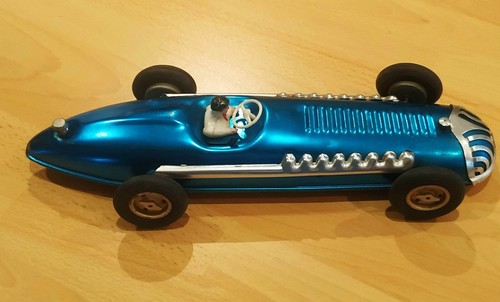 Rare voiture course - en, tole