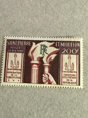 Timbres saint pierre - timbres, et