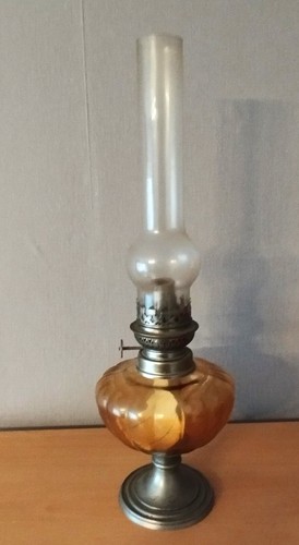 Vintage lampe pétrole - vintage, a