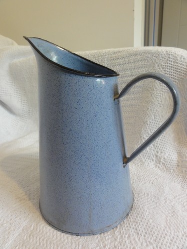 Ancien broc pichet tole - ancien,