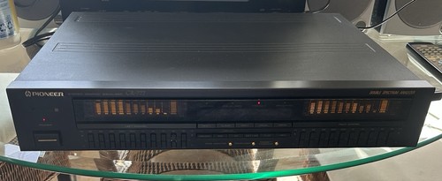 Pioneer 777 stereo graphic - gr-777,