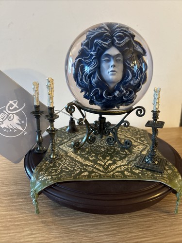 Figurine disney attraction - figurine,