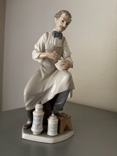 Figurine lladro 4844 - figurine, le