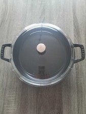 Staub Ustensiles Braisers Rôtissoire Multifonctions Avec Arqué Couvercle, Rond