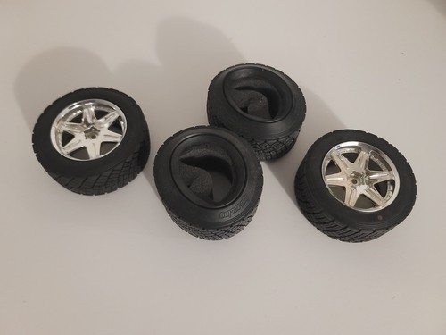 Hpi wr8 tires 2 - 4, chrome