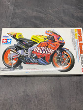 Maquette moto Tamiya ROSSI