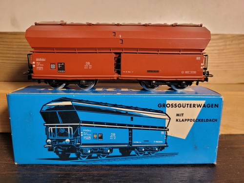 Wagon marchandises trémie - wagon,