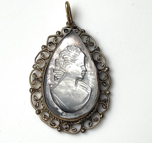 Ancien pendentif camee nacre - ancien,