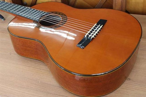 Valencia classical guitar - valencia,