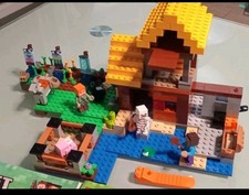 Lego Minecraft - 21144 - Complet 