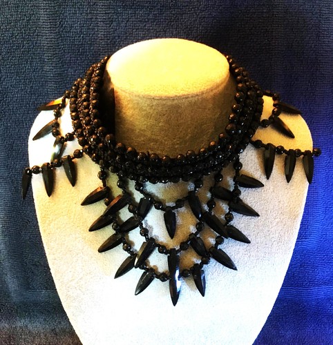 Rare collier plastron jais - collier,