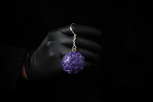 Porte clé gomu one - , piece