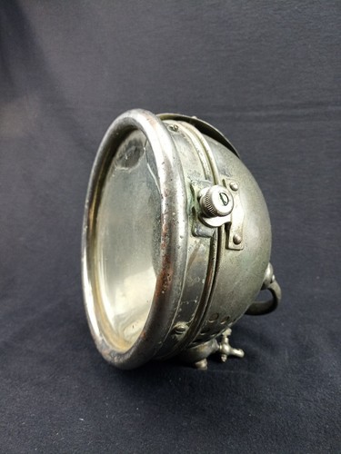 Ancien phare projecteur