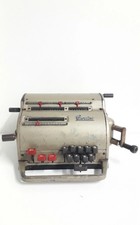 Machine à calculer ancienne