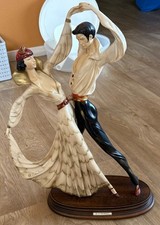 Statuette A. santini