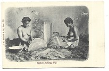FIDJI FIJI  BASKET MAKING