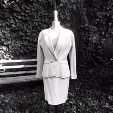 tailleur femme 38 Guy Laroche French Brand Vintage Couleur Blanc Creme Laine