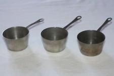 3 anciennes casseroles saucière ou à flamber en nickel Diam 6 cm x Ht 3,5 Cm 