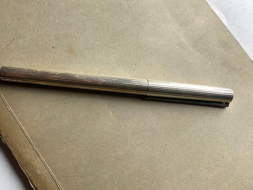 Stylo dupont plume - , corps