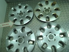 KIT ENJOLIVEURS 2 enjoliveurs rayés Audi A3 (8L1) 1999 8X0601147