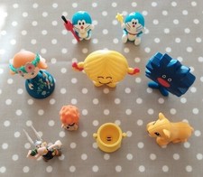 LOT DE 9 x PETITS JOUETS –