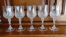 5 VERRES à PIED CRISTAL